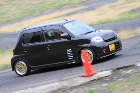 �t���[���s